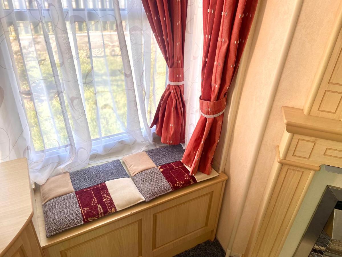 Kisvakond Vendeghaz Apartment Jeno Ngoại thất bức ảnh